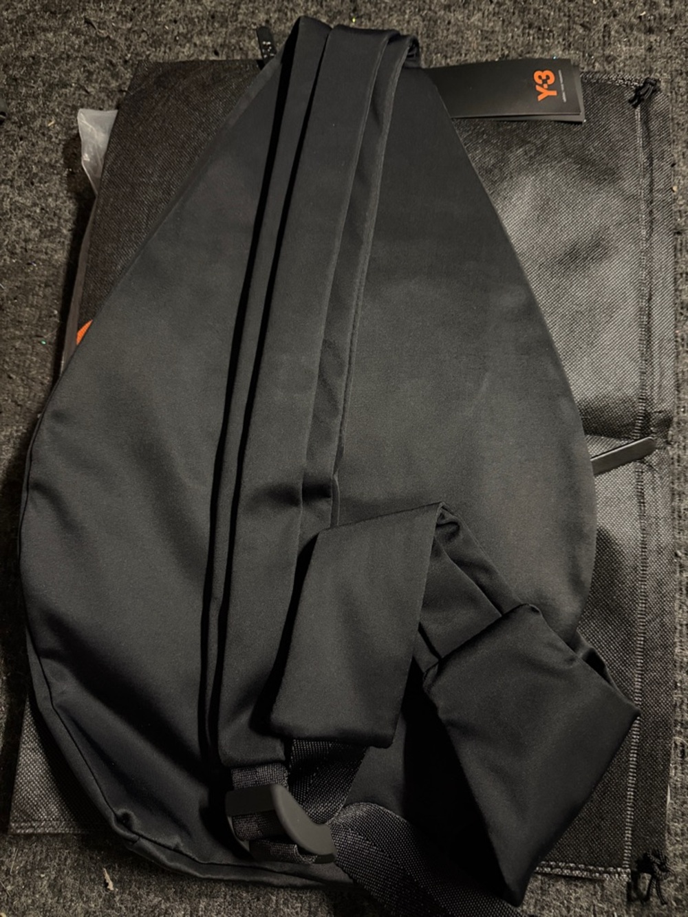 NWT adidas Y-3 Yohji Yamamoto sling messenger bag in black - Picture 6 of 8